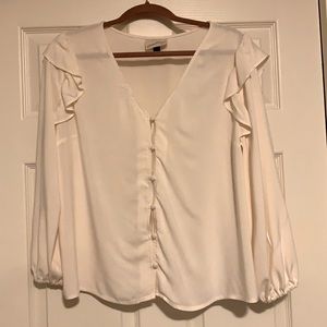 Barely worn Universal Thread rayon blouse